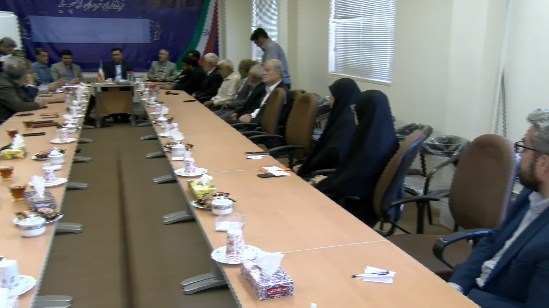 انتخاب اعضای هیات اجرایی انتخابات مجلس وخبرگان در کوهپایه