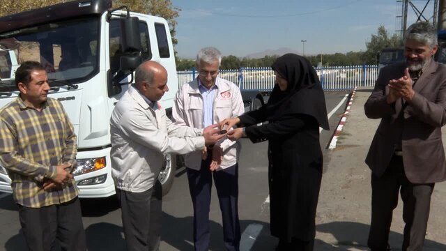 نخستین کامیونت‌ تولید تبریز در ناوگان خدمات شهری