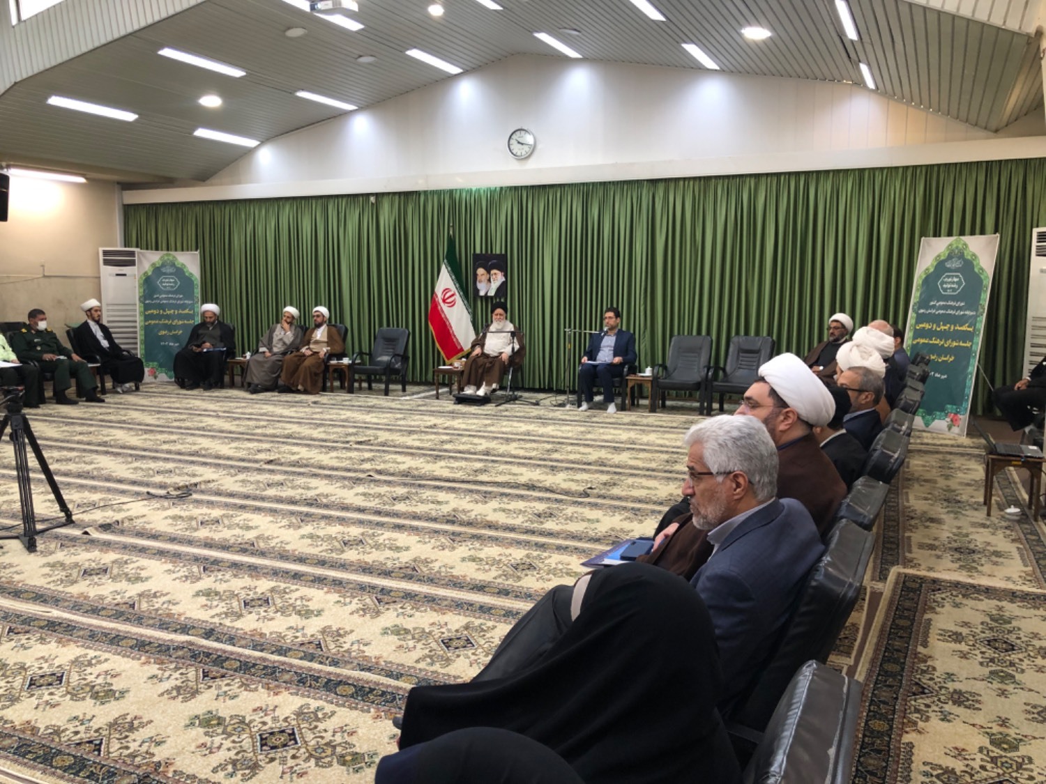 تشکیل شورای هنری خراسان رضوی با حضور اعضای شورای فرهنگ عمومی در مشهد
