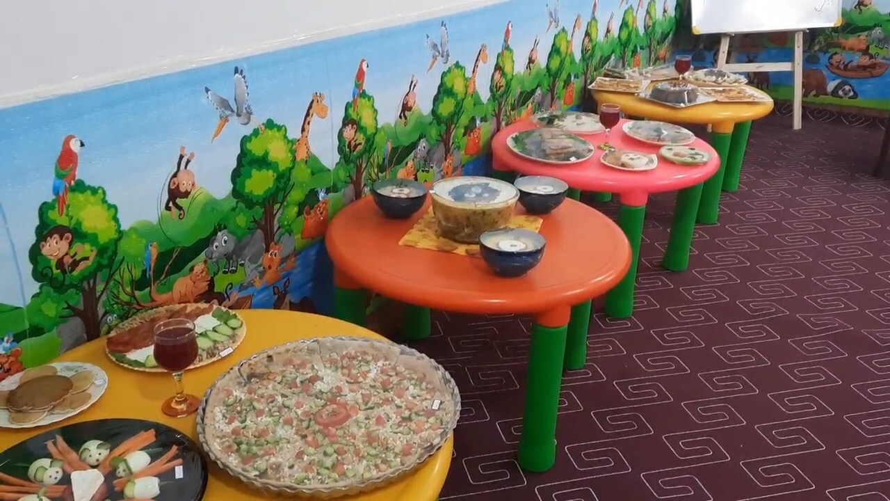 برگزاری جشنواره غذا در یک مهد کودک در روستای رامشه