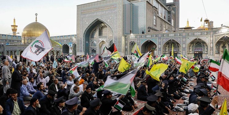 تجمع انزجار از جنایات رژیم صهیونیستی در حرم رضوی با حضور شیخ زکزاکی