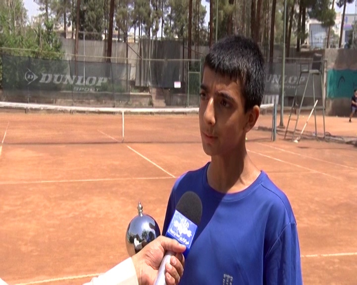 درخشش نوجوان سمنانی در رقابت های تنیس کشور
