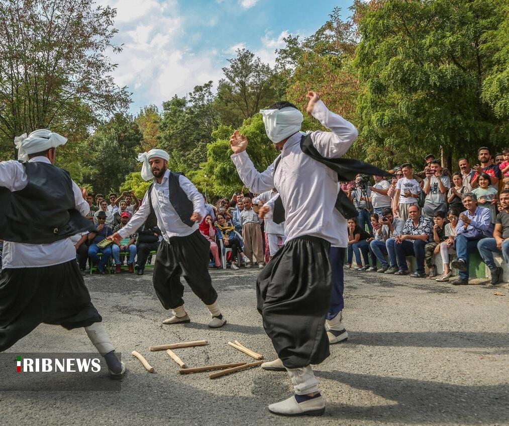 شانزدهمین جشنوارە بین‌المللی تئاتر خیابانی مریوان