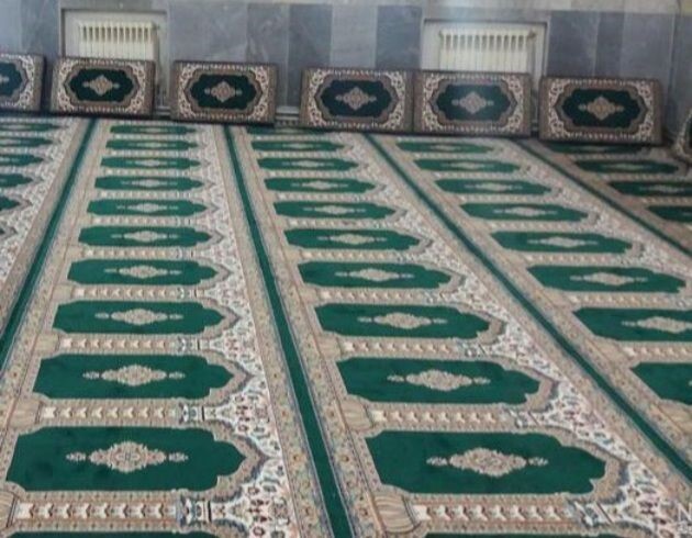 اهدای فرش از سوی خانواده یک متوفی به مسجد امام حسن(ع) بخش رخ