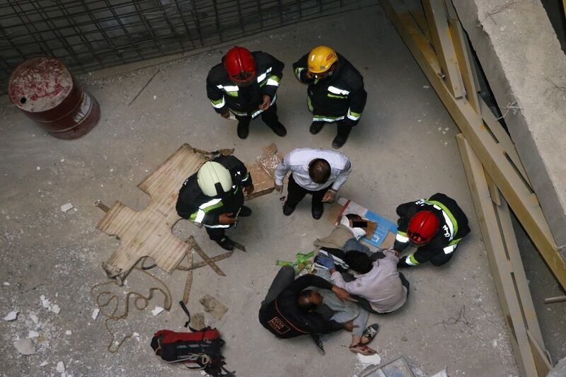 جان باختن کارگر مشهدی با سقوط از طبقه پنجم ساختمان