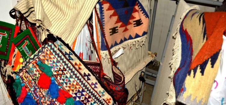برپایی نمایشگاه صنایع دستی در شهرستان ایذه