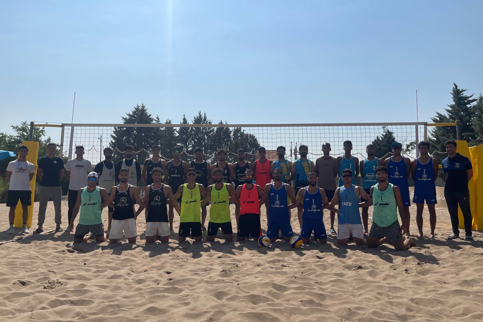 آغاز رقابت ۲۳ ساله‌های والیبال ساحلی با ۱۶ تیم