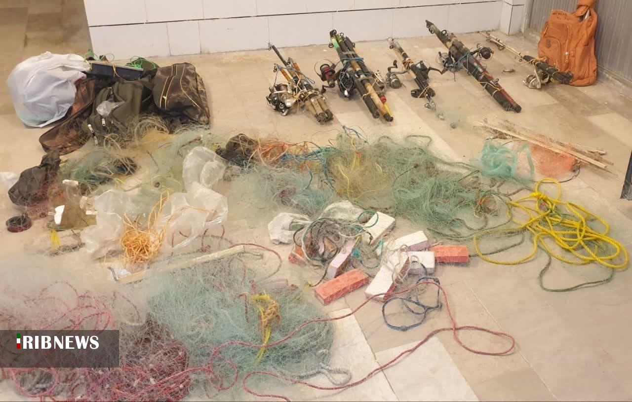 جمع آوری و پاکسازی ادوات صید غیر مجاز ماهی از زیستگاه‌های آبی الیگودرز