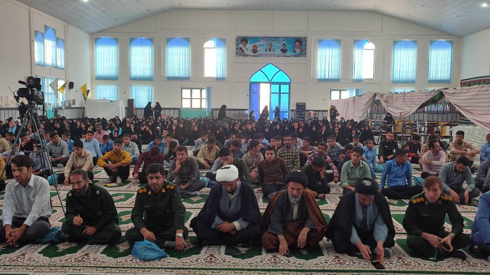 اجتماع بزرگ جوانان نقش آفرین گام دوم انقلاب اسلامی در شهرستان لنده