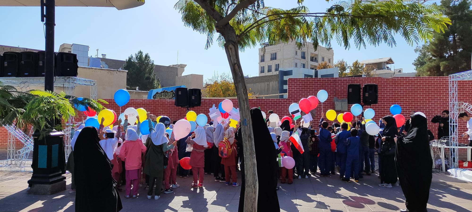 اعلام حمایت دانش آموزان مشهدی از کودکان غزه