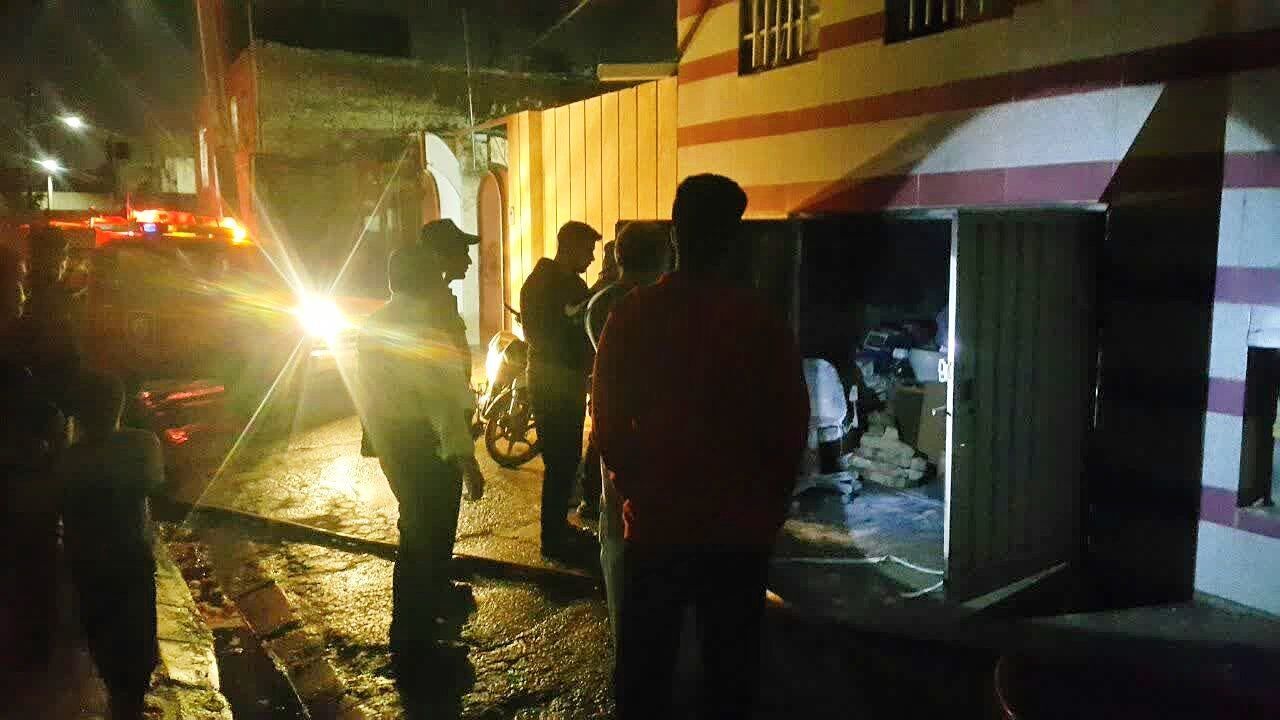 آتش سوزی یک باب منزل مسکونی در خیابان گلنار نیشابور