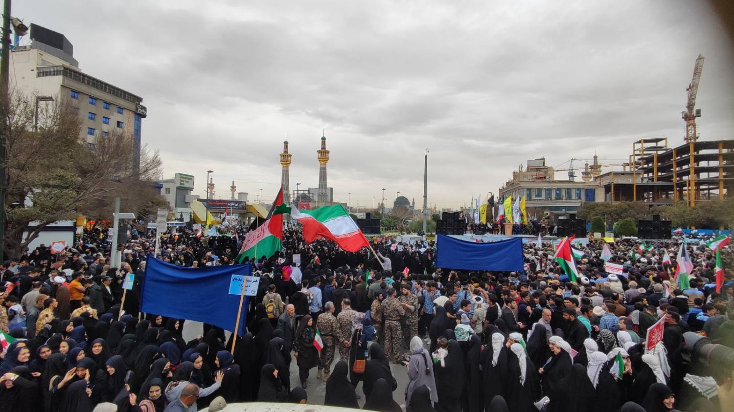 خروش ضد استکباری مردم مشهد در یوم الله ۱۳ آبان