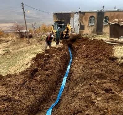 بهره مندی دو روستای زیر ۲۰ خانوار پیرانشهر از آب سالم و بهداشتی