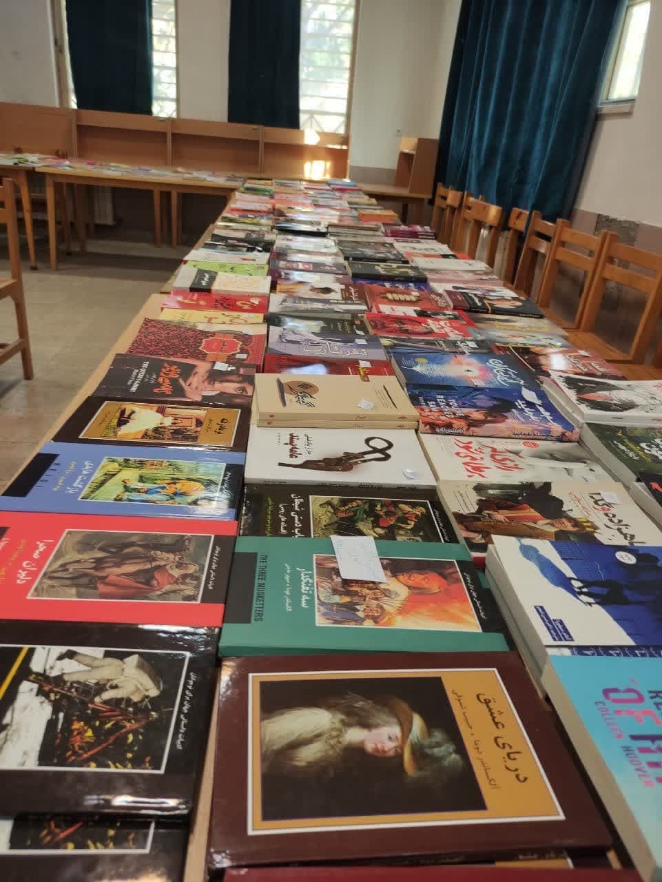 برپایی نمایشگاه کتاب در بیدستان