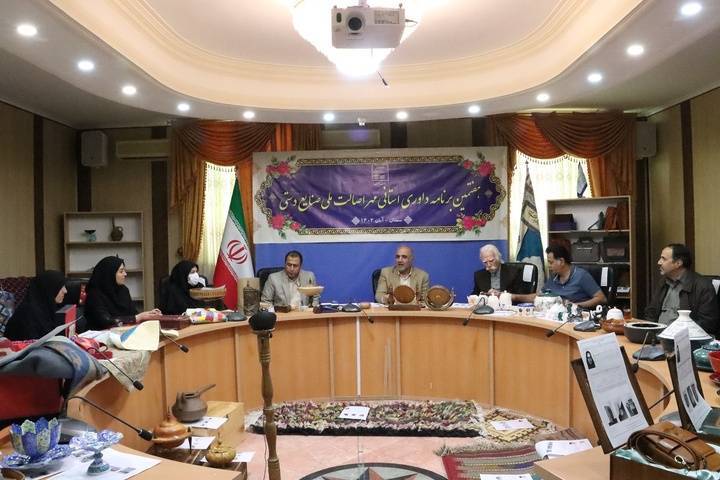 برگزاری فرایند داوری مهر اصالت ملی صنایع‌دستی در  سمنان