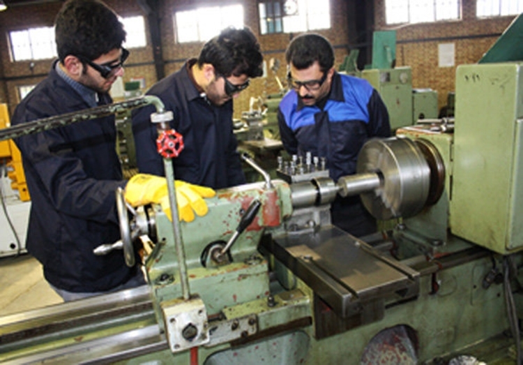 توسعه کارگاههای مهارتی خوزستان با کمک بخش خصوصی