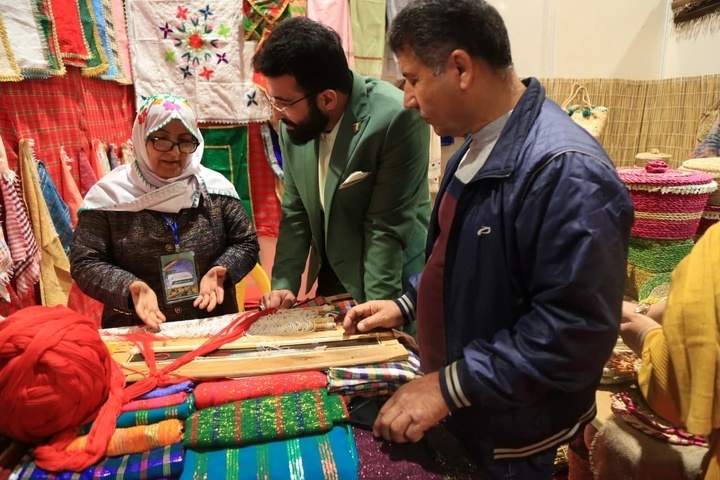 حضور ۲۵۰ هنرمند در جشنواره فرهنگ و اقتصاد اقوام ایران‌زمین