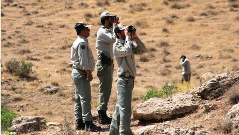 مصدومیت شدید محیط‌بان اردستانی در درگیری با شکارچیان