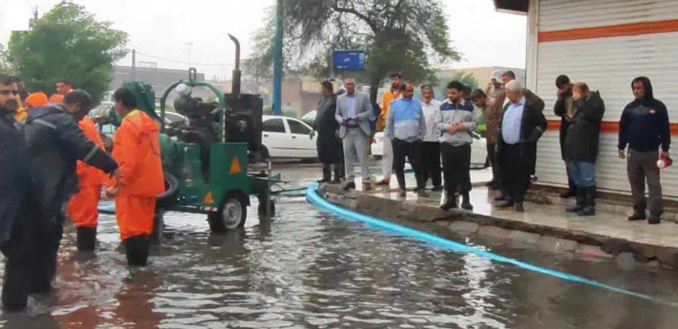 تلاش آبفای خوزستان برای رفع آبگرفتگی اهواز