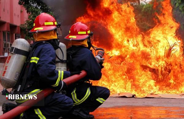 مصدومیت دو آتش‌نشان در بروجرد