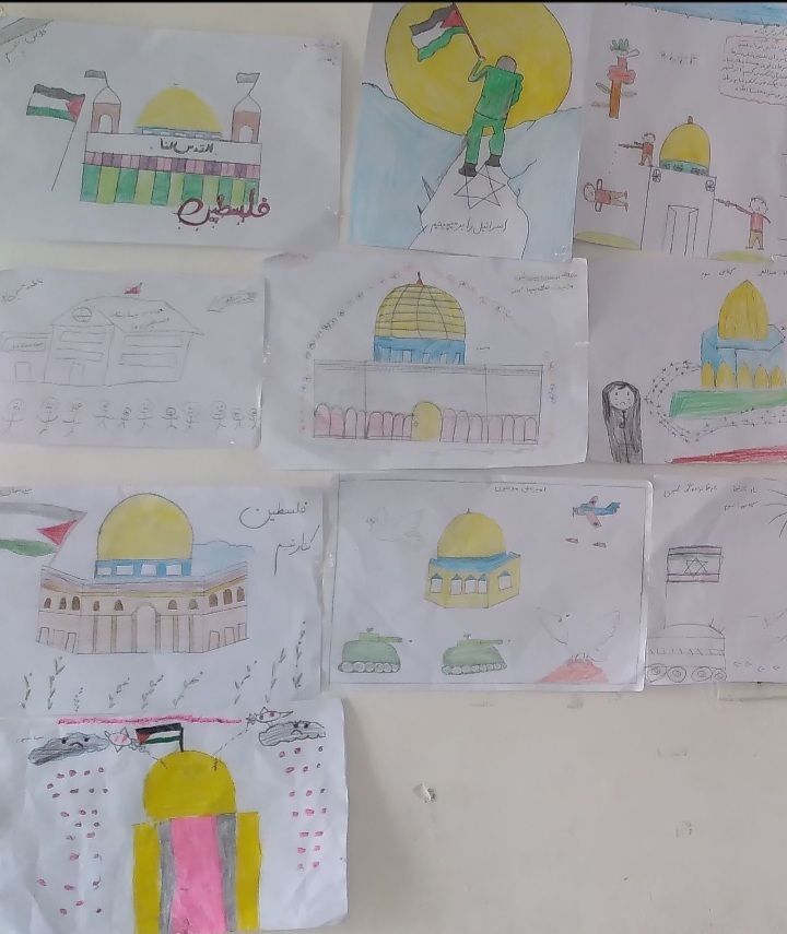 نقاشی دانش آموزان  روستای گرماب بخش رخ با موضوعکودکان فلسطینی