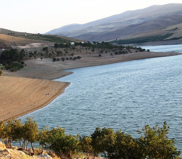 کاهش ذخیره آب سد مهاباد