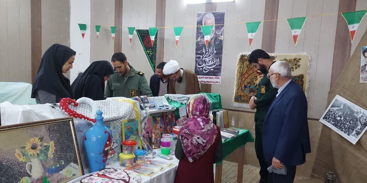 افتتاح نمایشگاه صنایع دستی در روستای سربالای بخش رخ تربت حیدریه