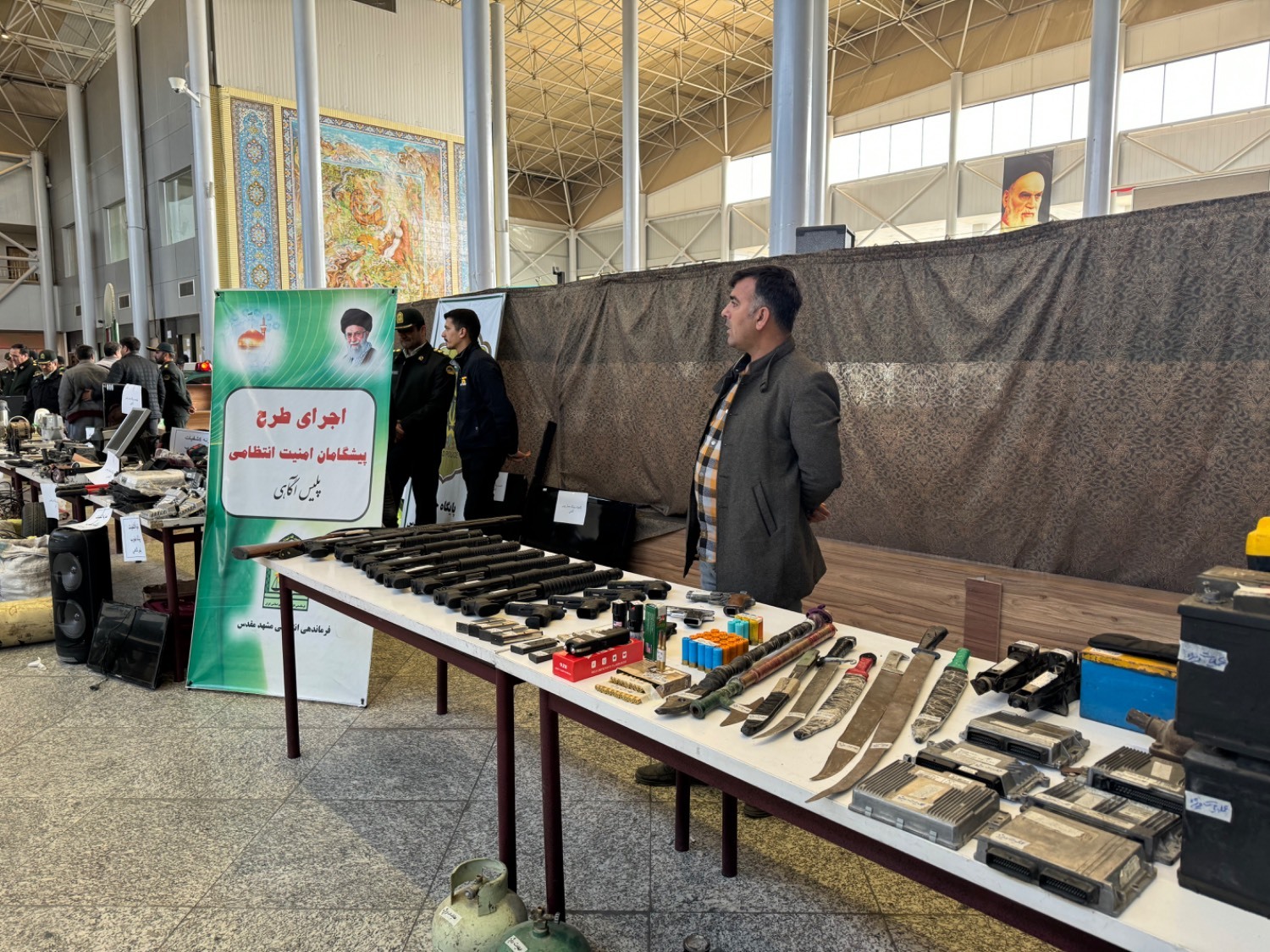 اجرای طرح «پیشگامان امنیت انتظامی» در مشهد