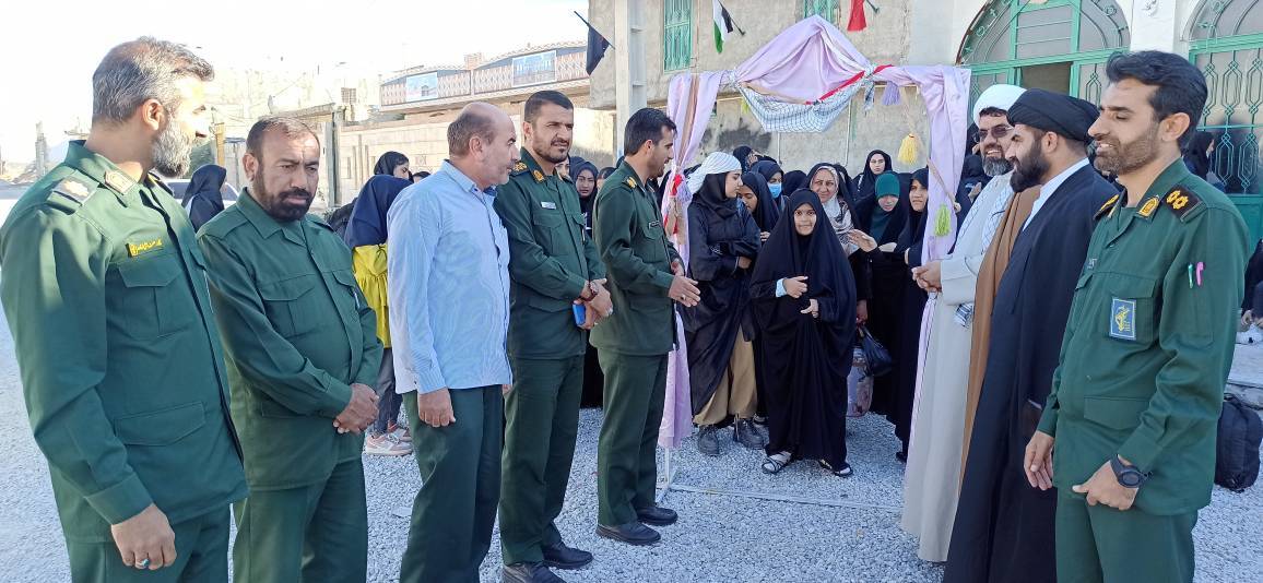 اعزام دانش آموزان دختر بهمئی به مناطق عملیاتی جنوب کشور