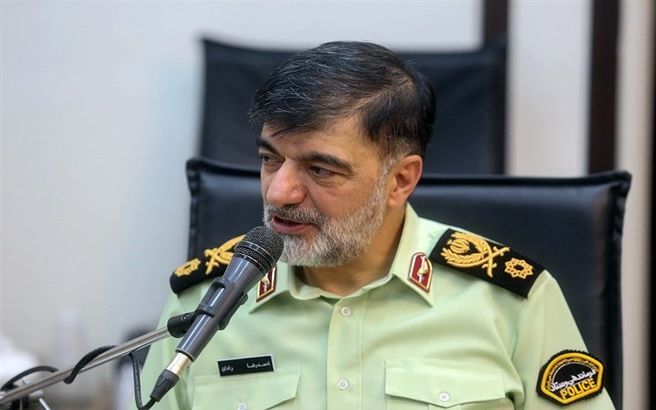 پلیس برای دفاع از تحکیم جمهوری اسلامی ایران و امنیت مردم سینه سپر می‌کند