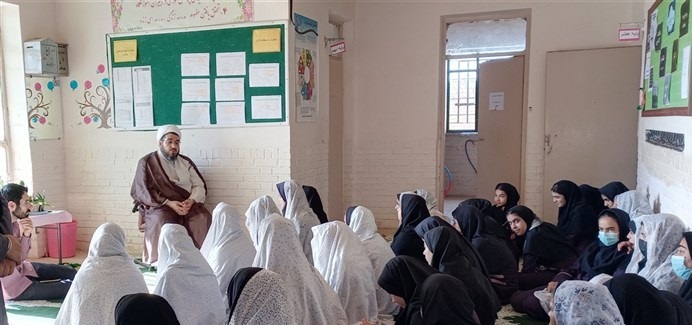 اجرای طرح سه‌شنبه‌های معنوی نخستین بار در مدارس فیروزه
