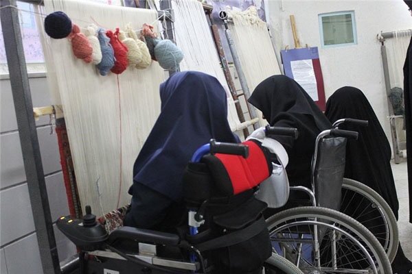 بهره مندی معلولان خوزستان از آموزش‌های مهارتی رایگان