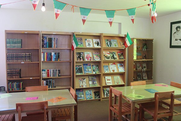 افتتاح کتابخانه به همت گروه جهادی در روستای شمس آباد سبزوار