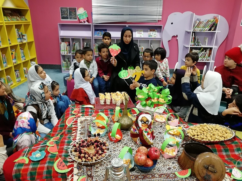 برگزاری جشن‌های یلدا در کتابخانه‌های عمومی مناطق کم برخوردار استان کرمانشاه