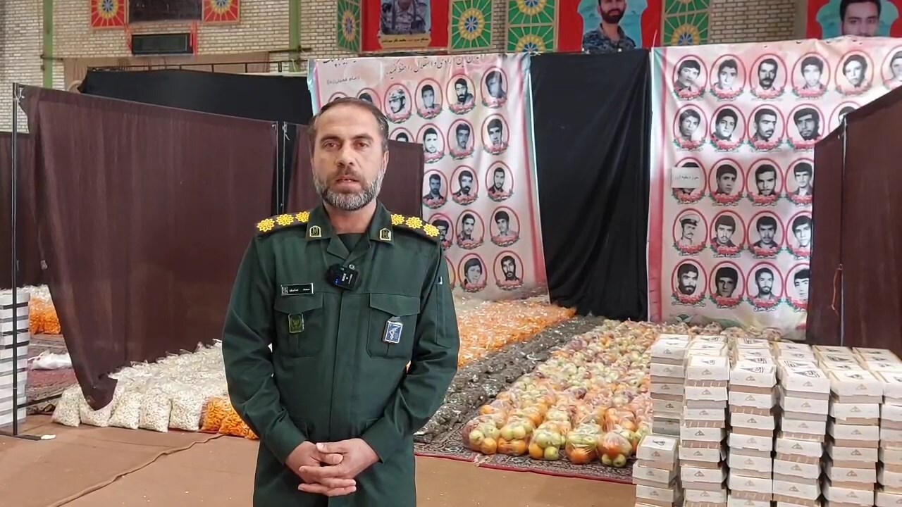 توزیع هزار بسته معیشتی در یلدای مهدوی در خمینی شهر