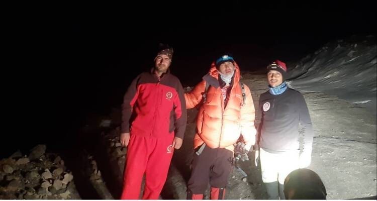 نجات کوهنورد مفقود شده در ارتفاعات سبلان