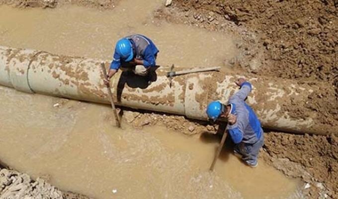 اجرای بیش از ۱۴ هزار متر اصلاح و توسعه شبکه توزیع آب خواف