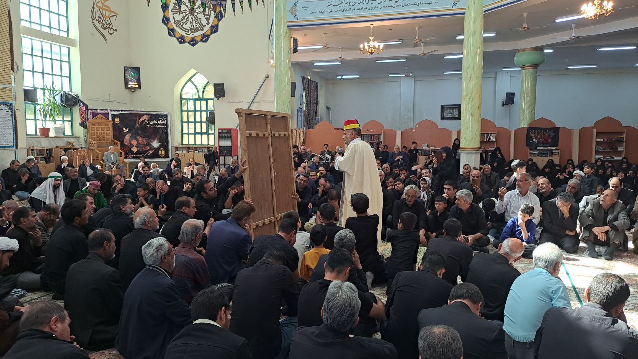 برگزاری سوگواری سنتی قنبرخوانی در کاشمر برگزاری سوگواری سنتی قنبرخوانی در کاشمر