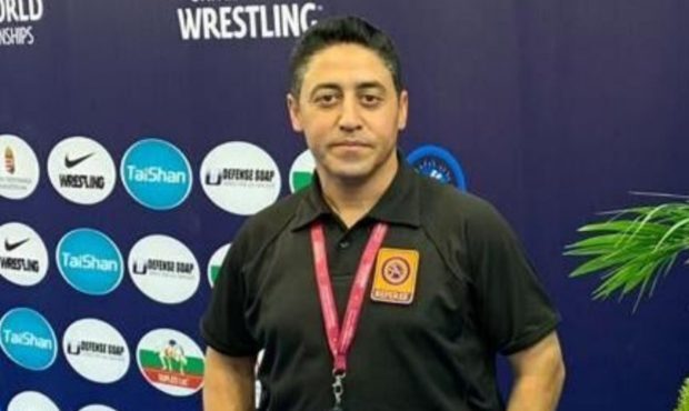 قضاوت داور خوزستانی در مسابقات کشتی قهرمانی آسیا و گزینشی المپیک