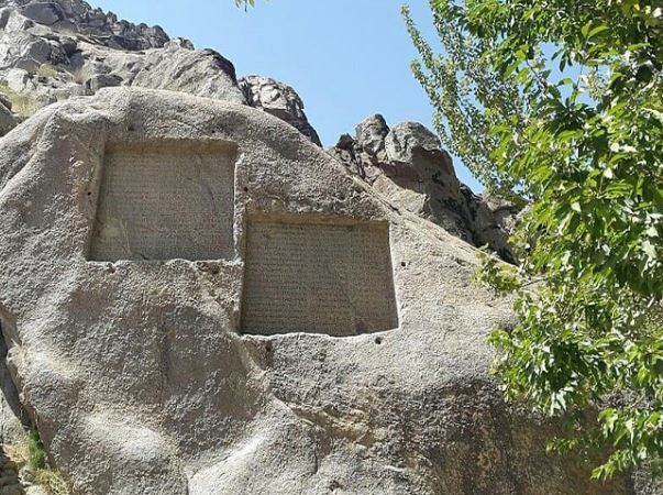 بازدید بیش از ۷۸۹ هزار گردشگر از جاذبه‌های تاریخی در همدان