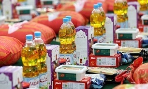 توزیع بسته‌های معیشتی رمضان در فارس