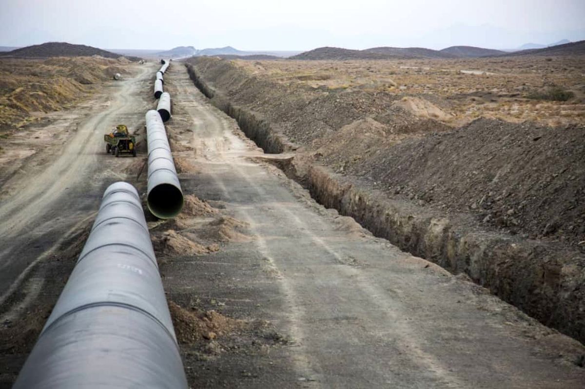 اجرای مرحله دوم خط انتقال آب شیرین کن خلیج فارس