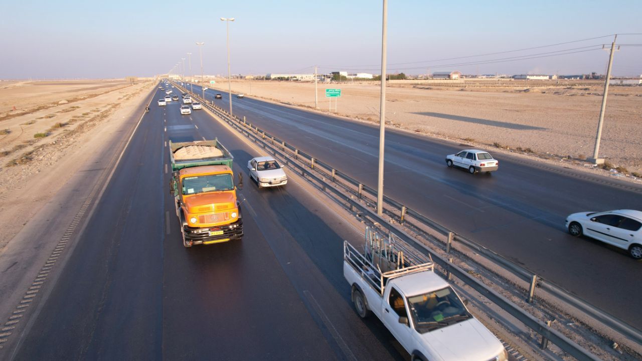 افزایش ۲۴ درصدی ورود وسایل نقلیه به استان بوشهر