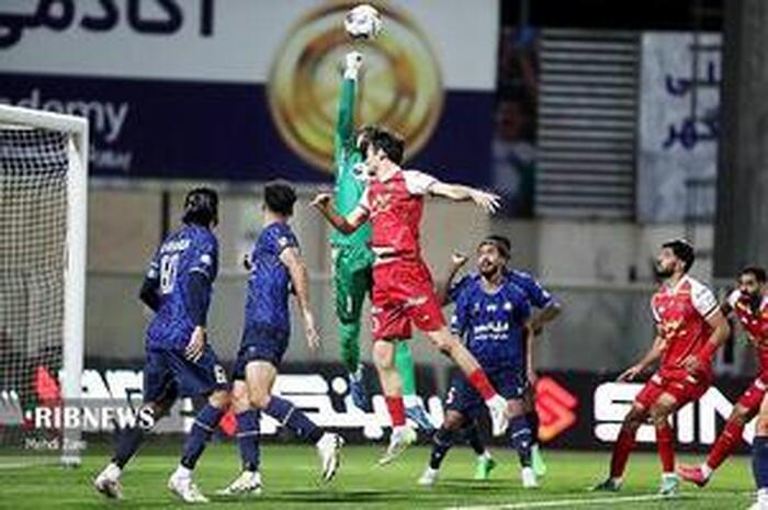 باخت گل گهر سیرجان برابرپرسپولیس تهران  در لیگ برتر