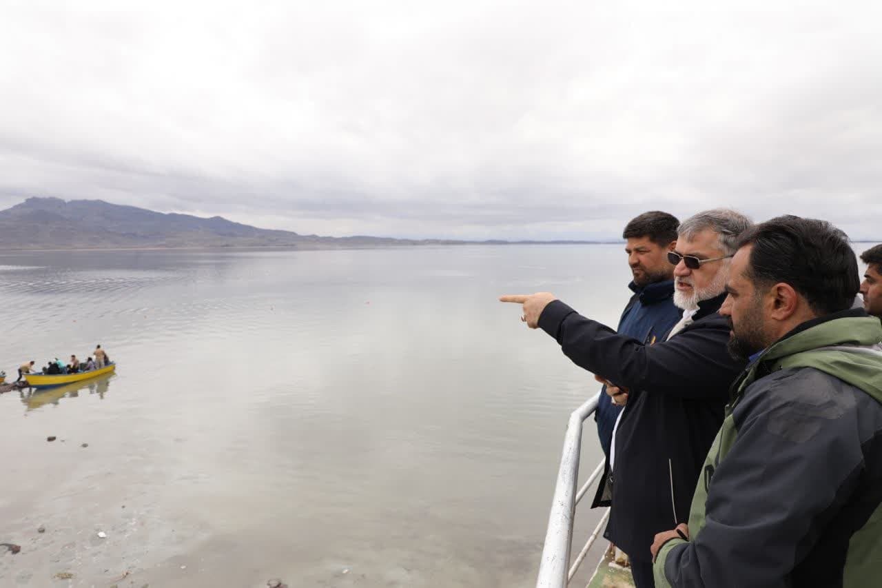 حجم آب دریاچه ارومیه به ۱.۹ میلیارد مترمکعب رسید / ۲۵۰ میلیون مترمکعب بیشتر از مدت مشابه سال گذشته