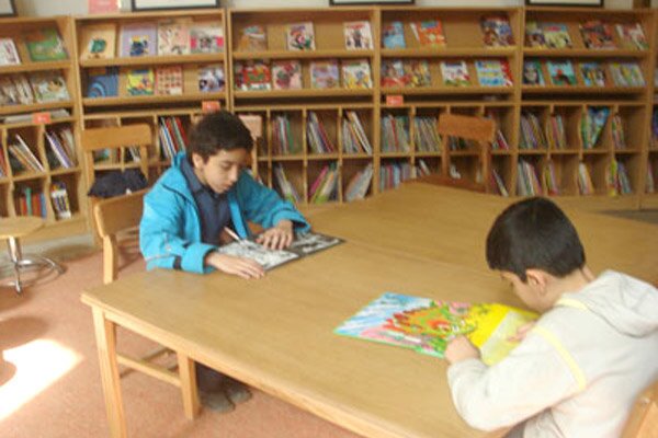 راه‌اندازی قفسه‌های کتاب کودک و نوجوان در مساجد مناطق کم‌برخوردار و یا روستایی