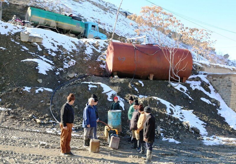 توزیع بیش از چهار میلیون لیتر نفت سفید در روستاهای غرب خراسان