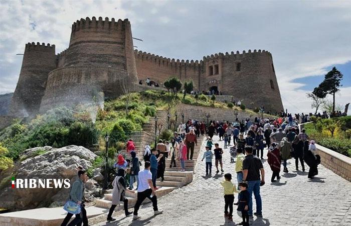 بازدید بیش از ۴۶ هزار گردشگر از اماکن گردشگری لرستان