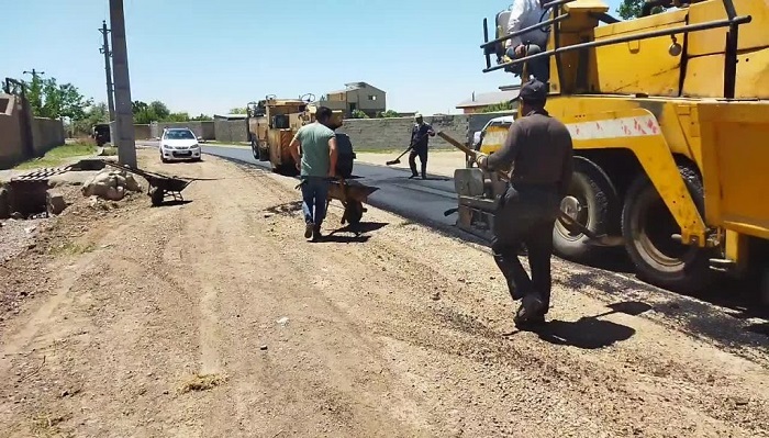 بهسازی و روکش آسفالت۶۲ کیلومتر از راه‌های روستایی استان زنجان