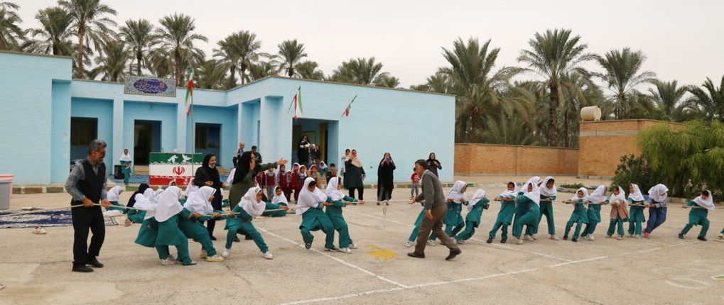 پیک امید کانون مهمان کودکان چهاربرج شد